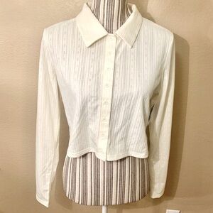 NWT Crop Top Large Abound Cream Geometric pattern Long Sleeved ButtonUp Collar